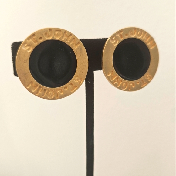 St. John gold tone black enamel earrings 1-1/4th in clip on - Picture 10 of 12